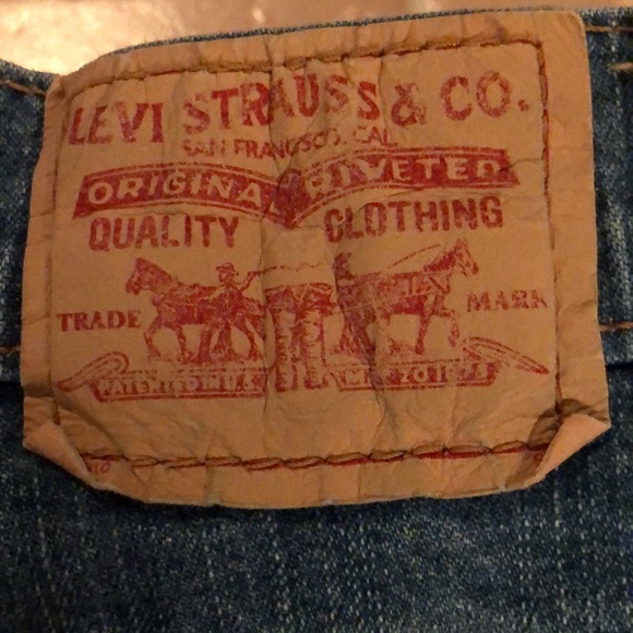 Levi’s 550 Relaxed Bootcut Jeans - Picture 2 of 9